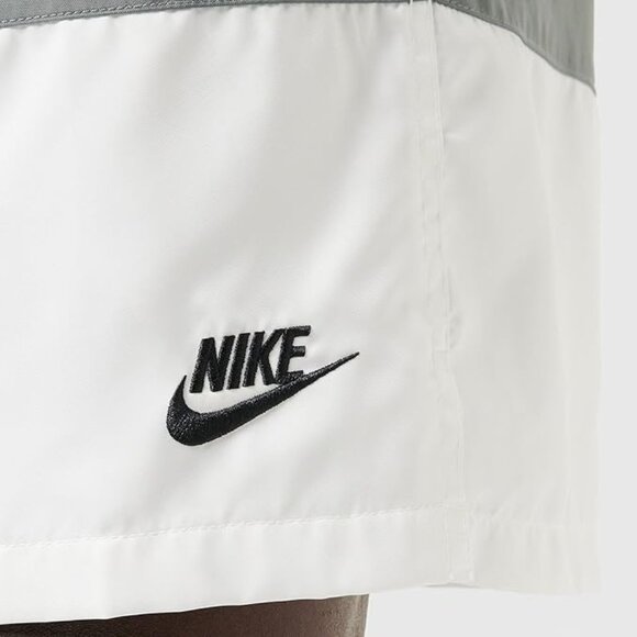 NWT Nike  Essentials Novelty Mens Shorts Size XL - Picture 3 of 8